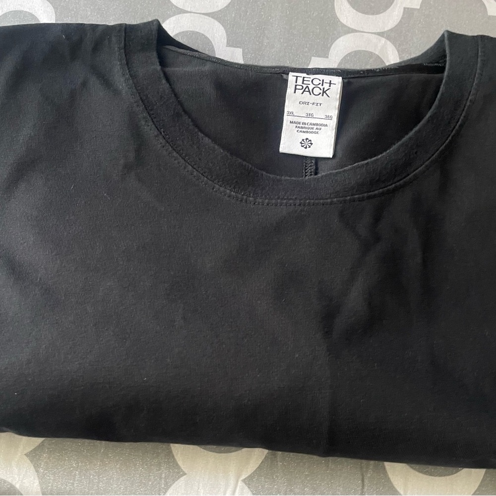 Tech Pack TShirt 3XL - Picture 3 of 12